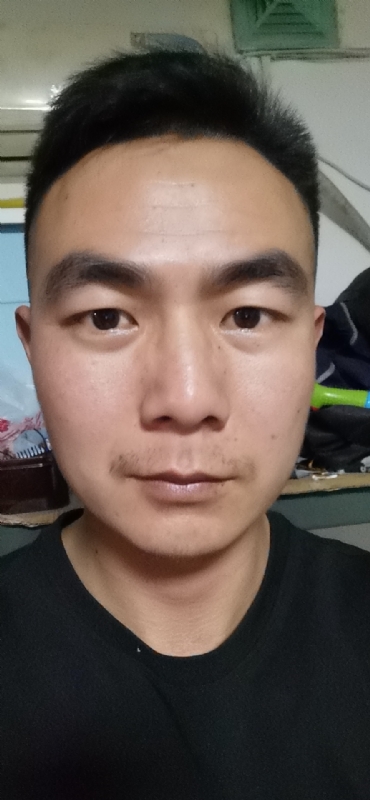 朴实无华的第三张照片--太原相亲服务中心