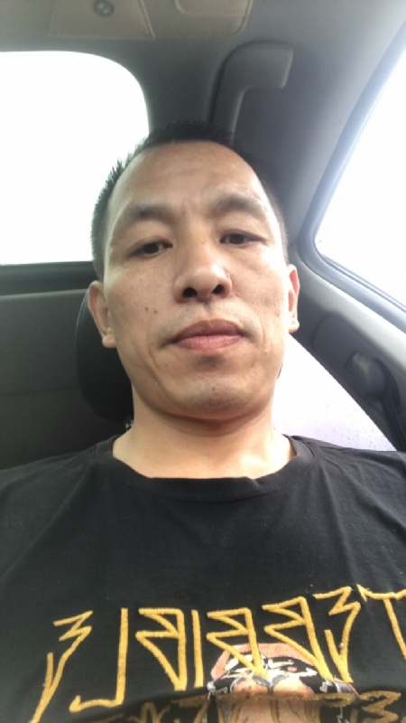 迷茫的第一张照片--太原相亲服务中心