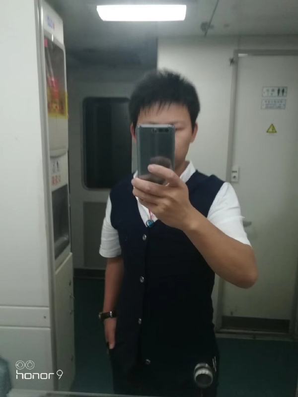 阳光下de幸福的第一张照片--太原相亲服务中心