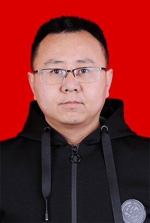 小熊维尼的第一张照片--太原相亲服务中心