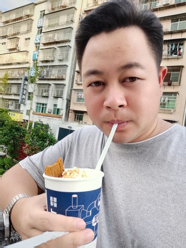 K金o的第一张照片--太原相亲服务中心
