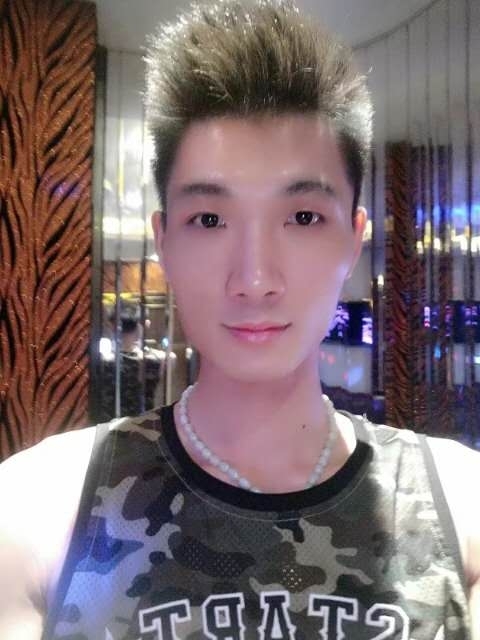 人生如戏的第一张照片--太原相亲服务中心