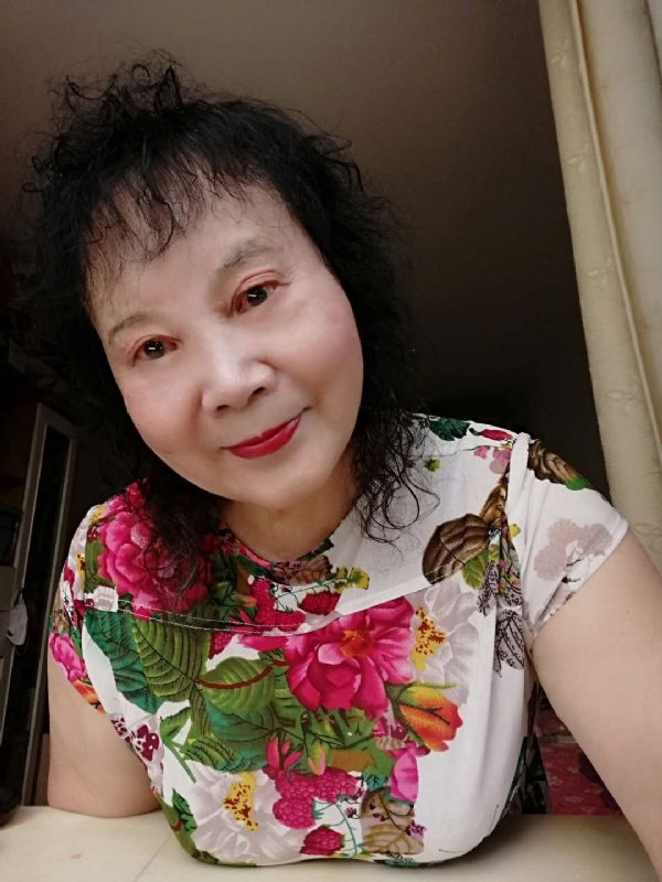 晚霞的第一张照片--太原相亲服务中心