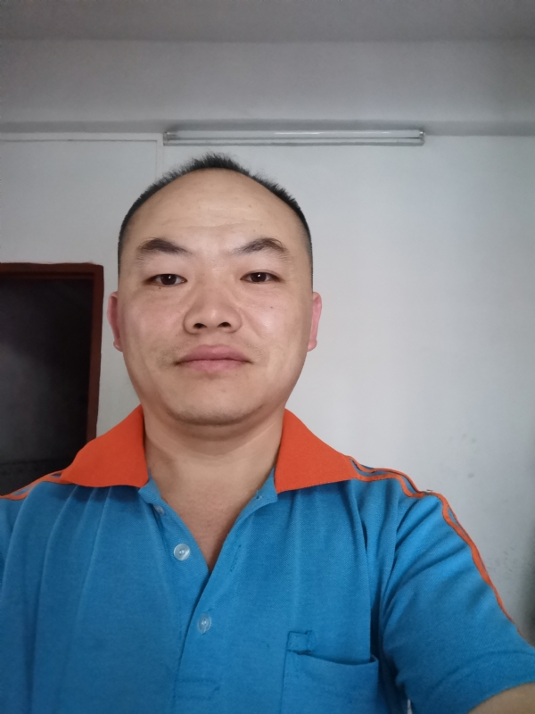 与子携老的第六张照片--太原相亲服务中心