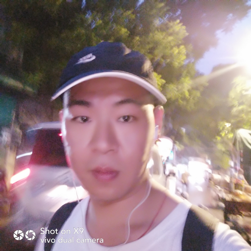心跳男孩的第一张照片--太原相亲服务中心