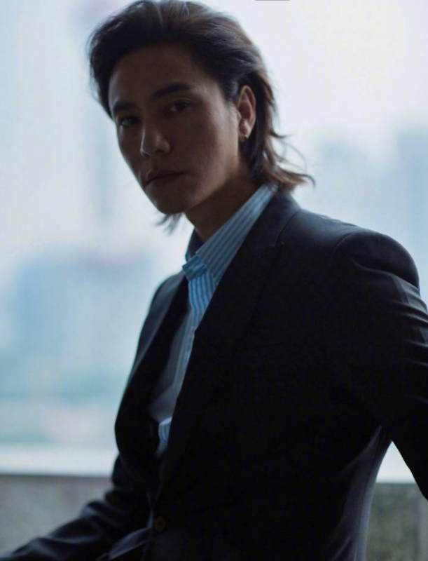李嘉廷的第三张照片--太原相亲服务中心