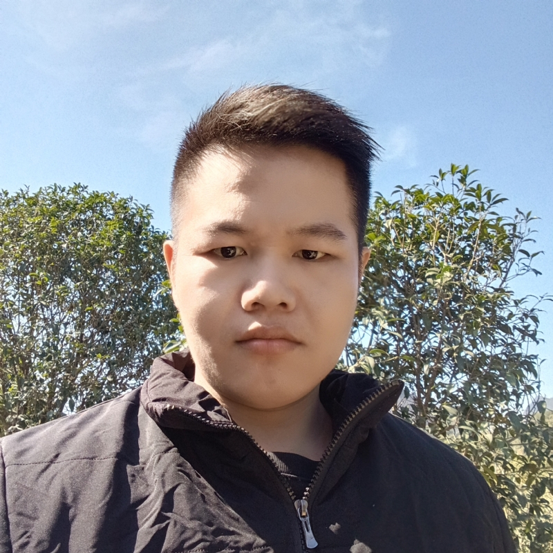 龙怀的第二张照片--太原相亲服务中心
