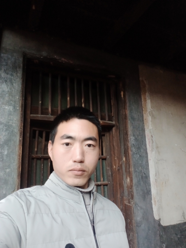 嫁与娶的第一张照片--太原相亲服务中心