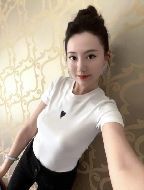 雨熙的第一张照片--太原相亲服务中心
