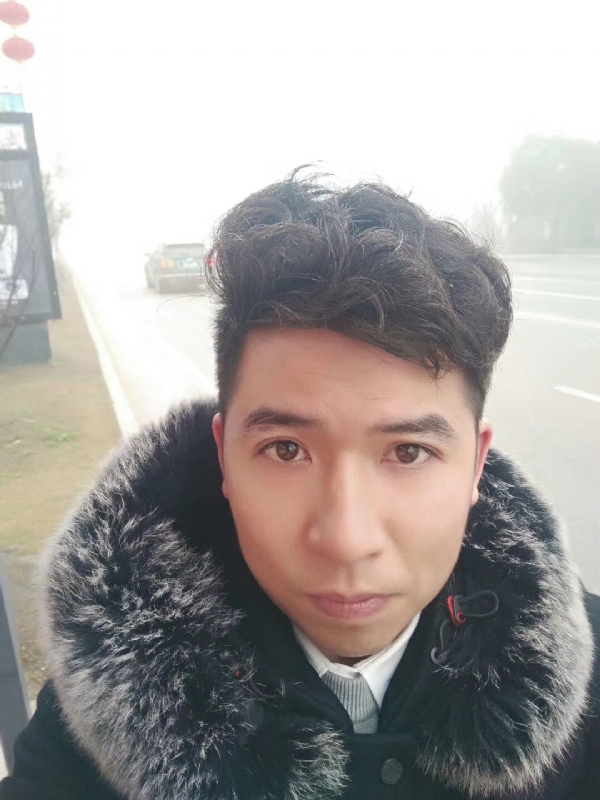 开心快乐每一天的第一张照片--太原相亲服务中心