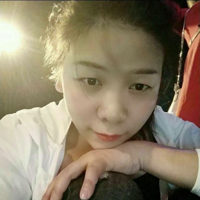林露的第一张照片--太原相亲服务中心