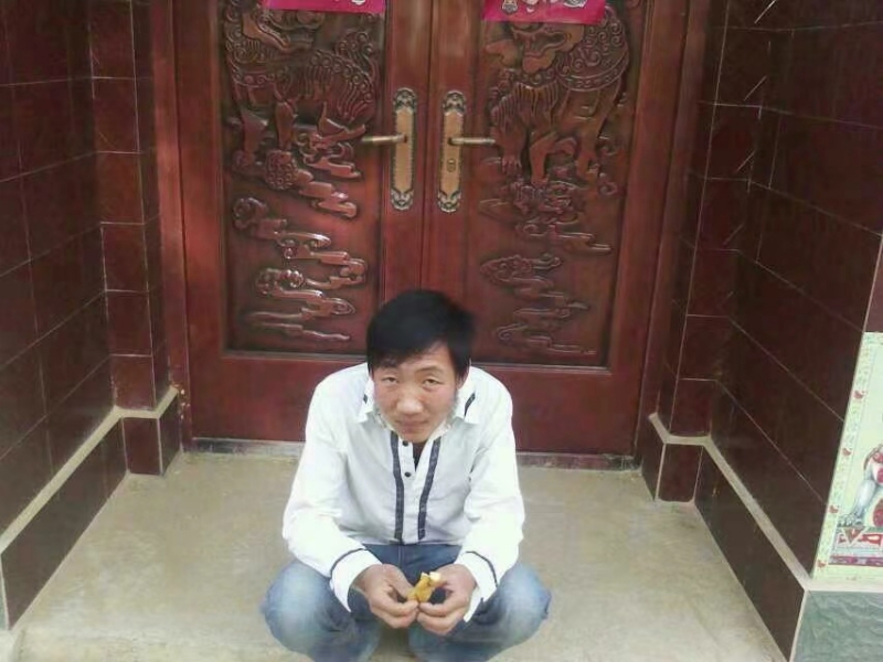 潘先生的第一张照片--太原相亲服务中心