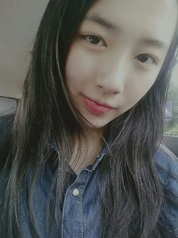 小她的第一张照片--太原相亲服务中心