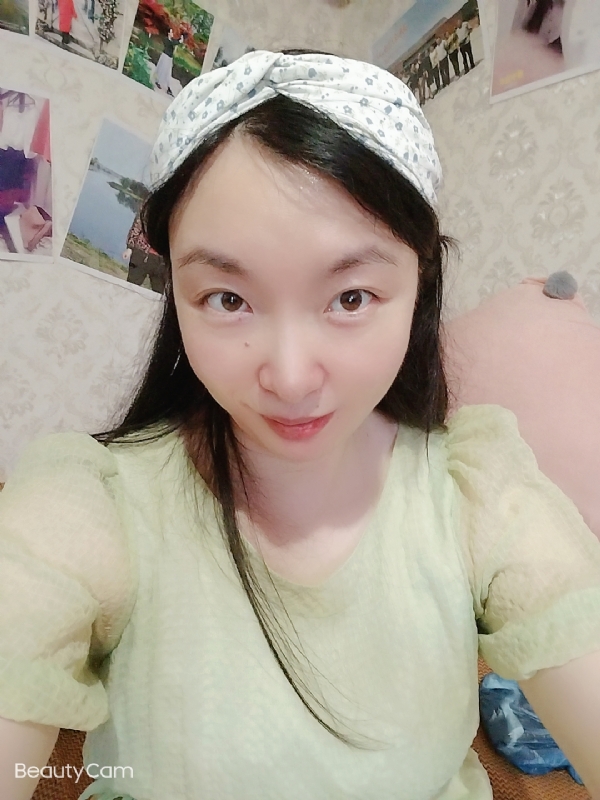 佳佳的第一张照片--太原相亲服务中心