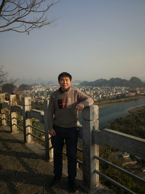 漓江之上的第三张照片--太原相亲服务中心
