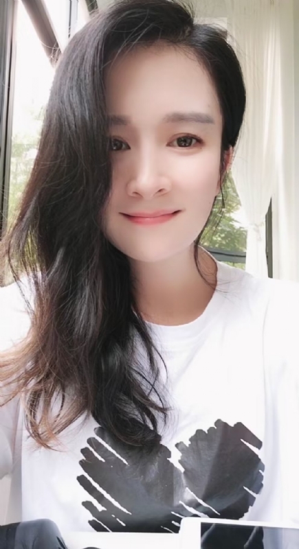 晨曦的第一张照片--太原相亲服务中心
