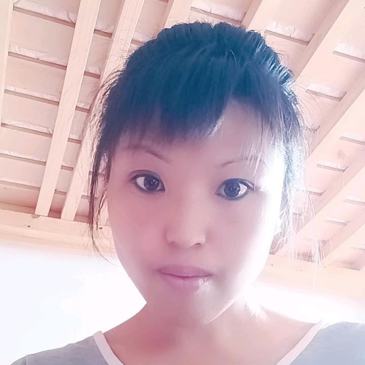 Lily的第一张照片--太原相亲服务中心