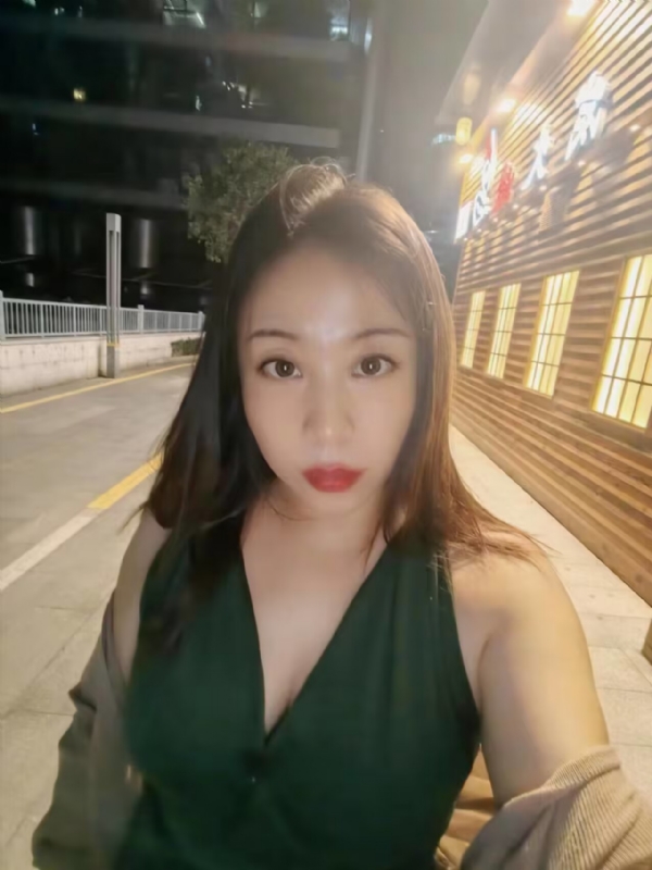 叶子青青的第三张照片--太原相亲服务中心