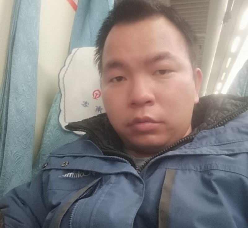 淡定的第一张照片--太原相亲服务中心
