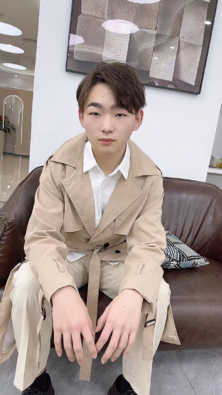 啊哲的第二张照片--太原相亲服务中心