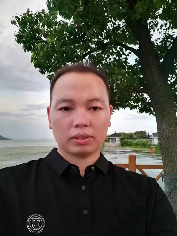 一起说晚安的第一张照片--太原相亲服务中心