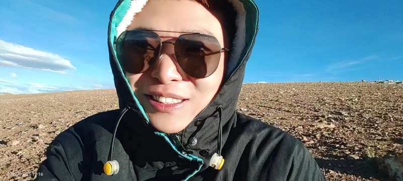 守一座孤城等一个旧人的第一张照片--太原相亲服务中心