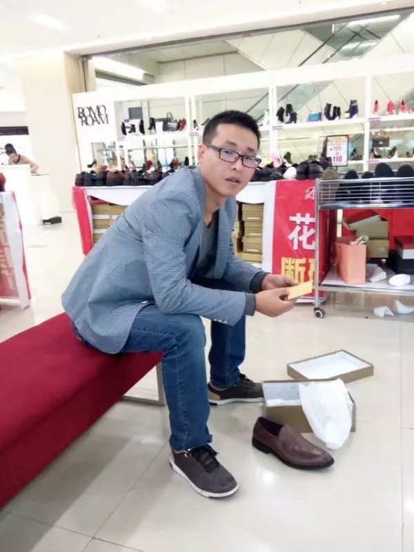 借我你的手的第一张照片--太原相亲服务中心