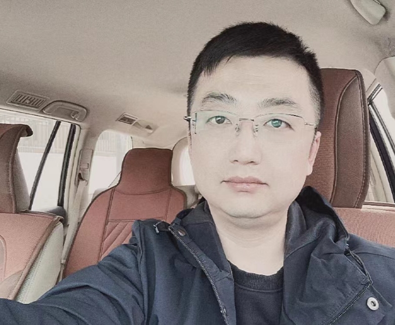 磐石的第二张照片--太原相亲服务中心