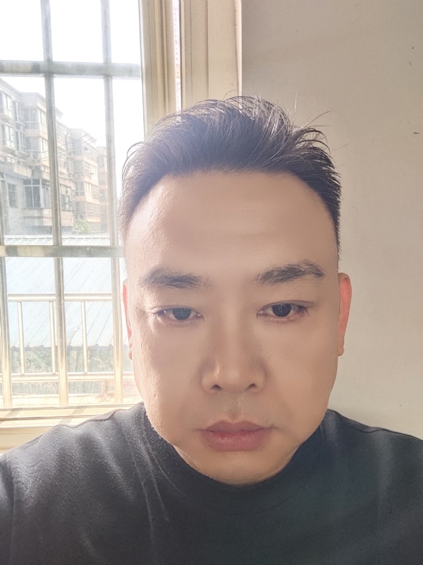 爱人先爱己的第一张照片--太原相亲服务中心