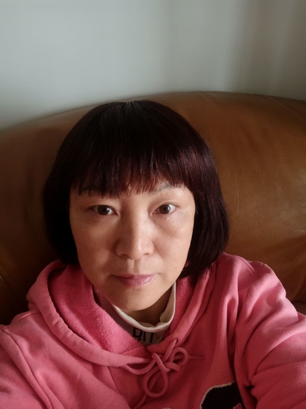 红玫瑰的第二张照片--太原相亲服务中心