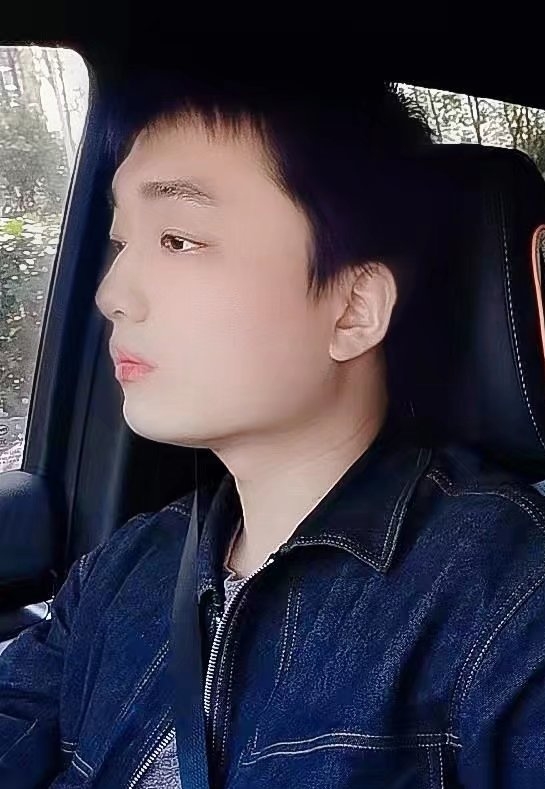 凉锦年的第一张照片--太原相亲服务中心