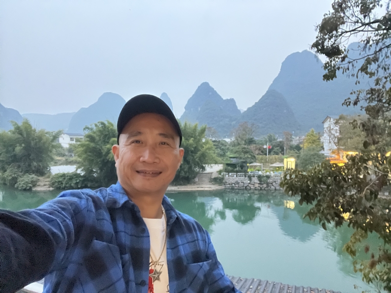 民叔叔的第一张照片--太原相亲服务中心