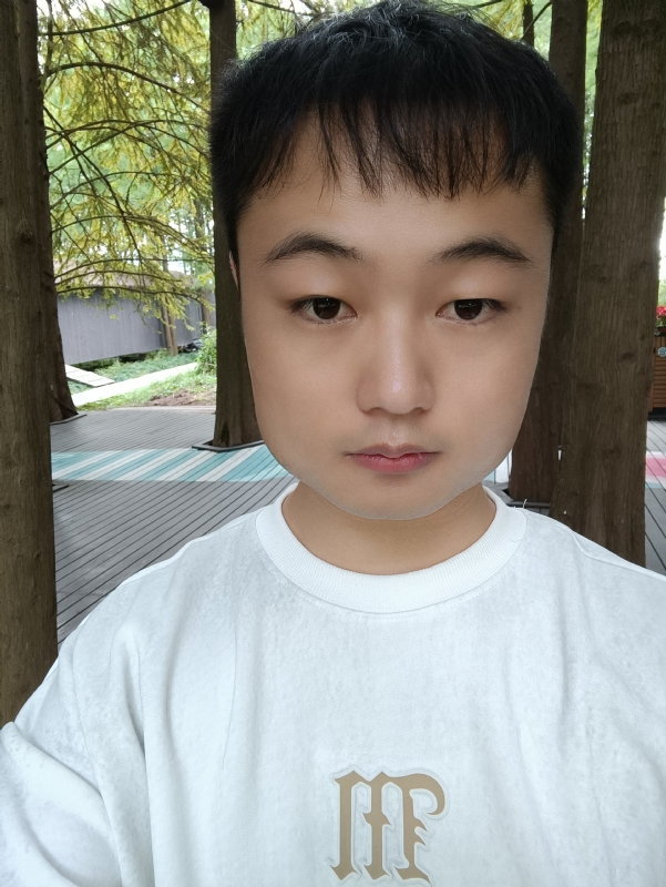 故人似的第一张照片--太原相亲服务中心