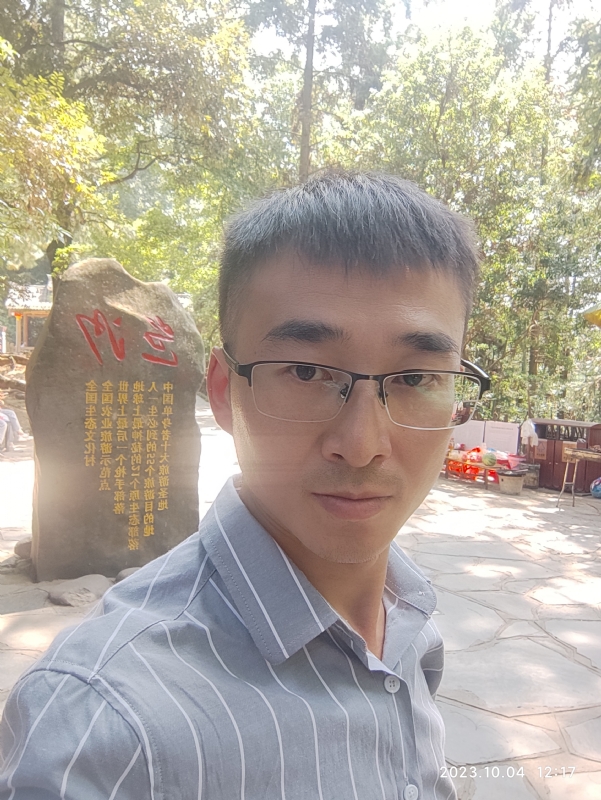 未来可期的第一张照片--太原相亲服务中心