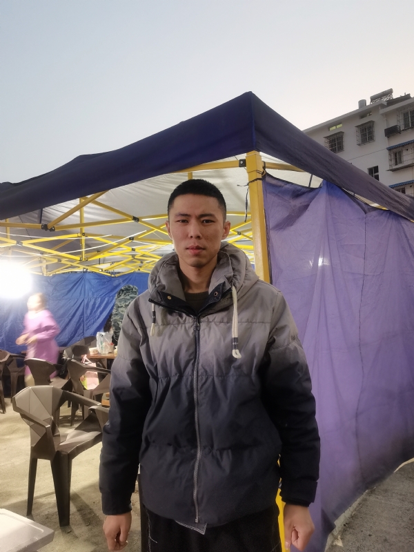 谁谁谁的第一张照片--太原相亲服务中心