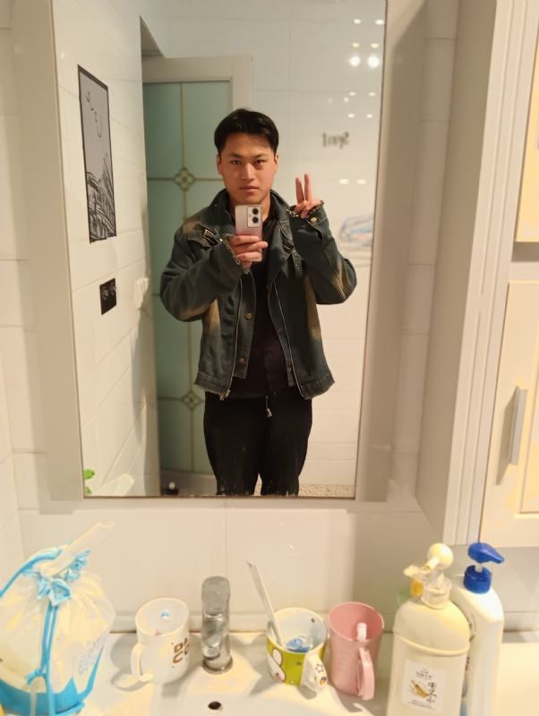 自律的MAN的第一张照片--太原相亲服务中心