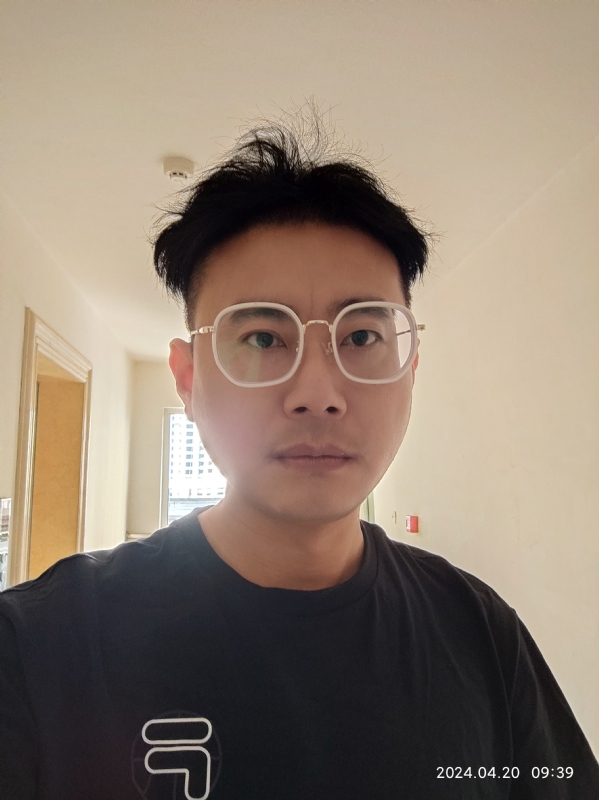 信带小李的第一张照片--太原相亲服务中心
