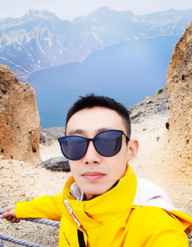 千寻与牵的第一张照片--太原相亲服务中心
