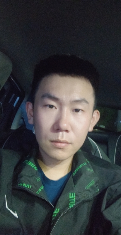 想结婚的小李的第一张照片--太原相亲服务中心