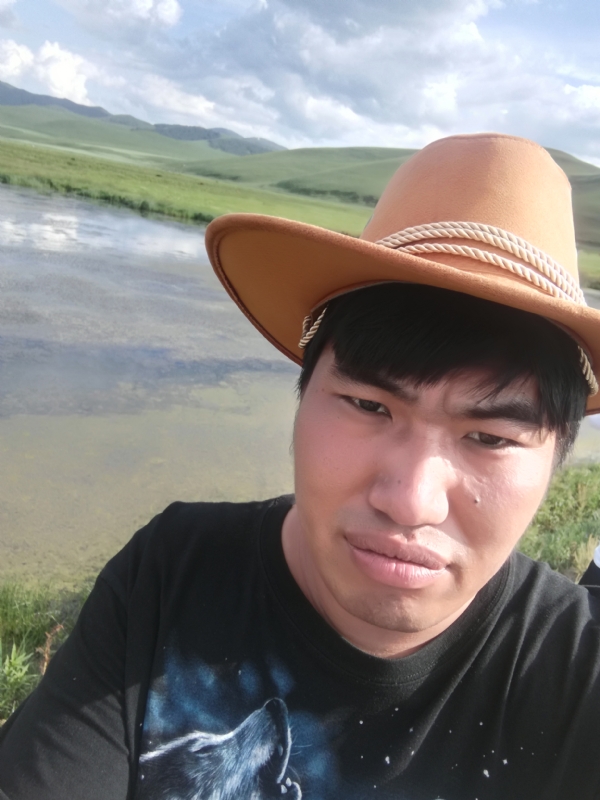 LOVE的誓言的第一张照片--太原相亲服务中心