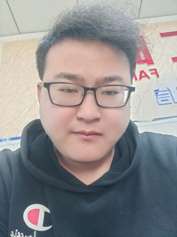 小张的第一张照片--太原相亲服务中心
