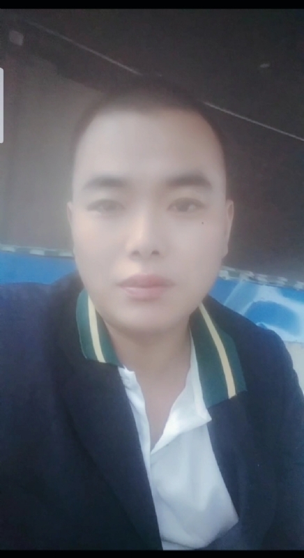 阳光男孩的第一张照片--太原相亲服务中心