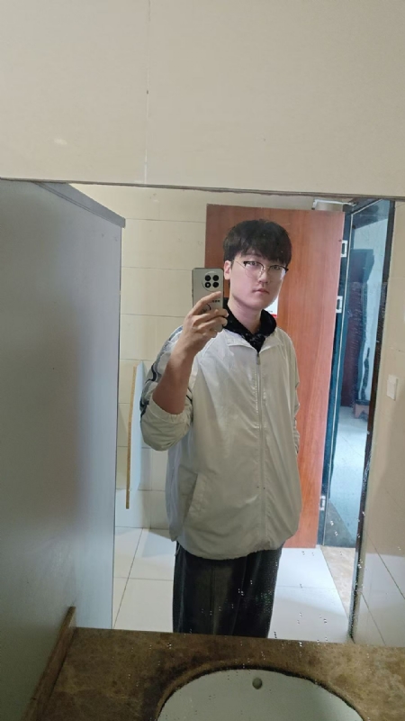 高大毛的第一张照片--太原相亲服务中心