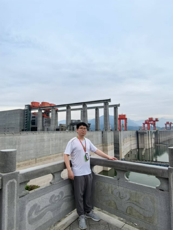 xhfsx的第一张照片--太原相亲服务中心