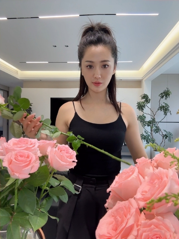 喜糖的第一张照片--太原相亲服务中心