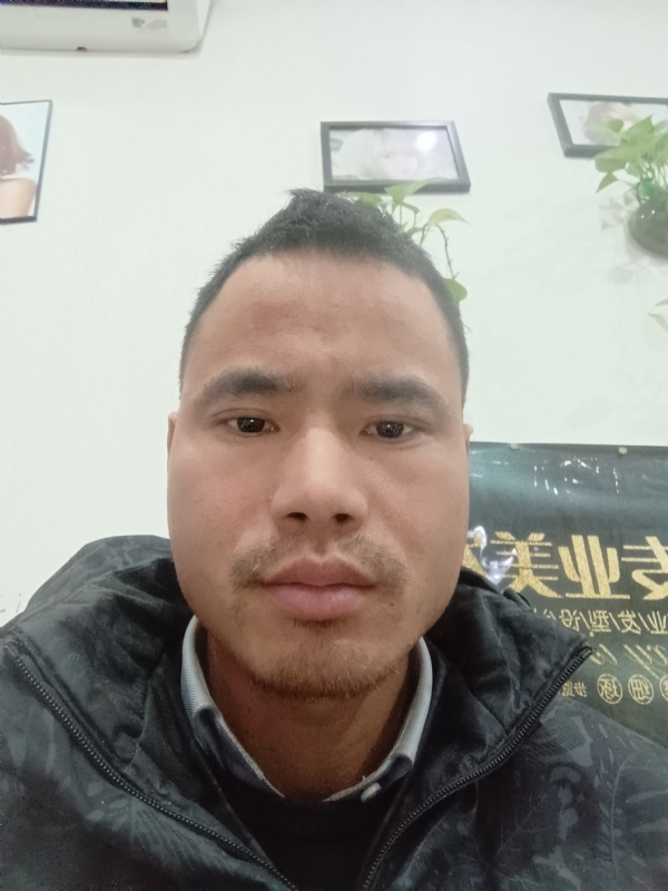 liuliyong的第一张照片--太原相亲服务中心