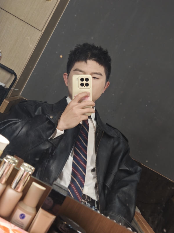 郝天翔的第一张照片--太原相亲服务中心