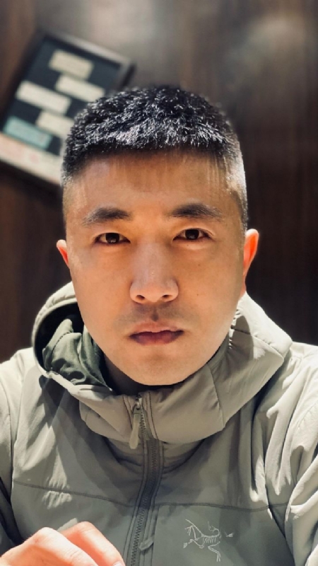 山中何缘的第一张照片--太原相亲服务中心