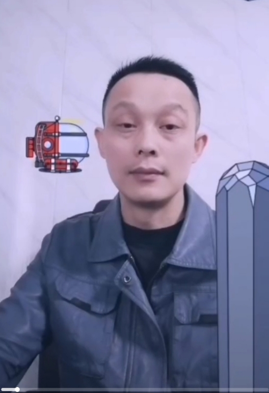易进的第三张照片--太原相亲服务中心