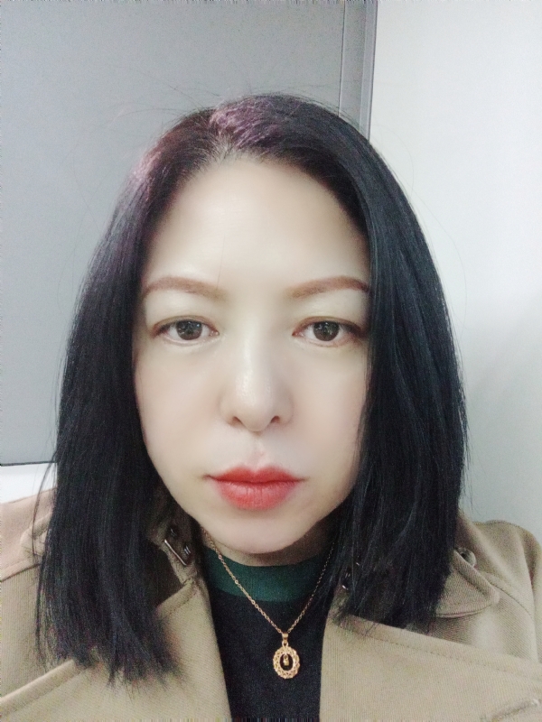 尘颜的第一张照片--太原相亲服务中心